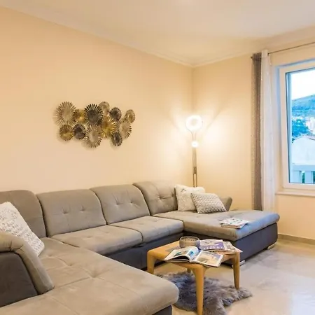 Villa New! In