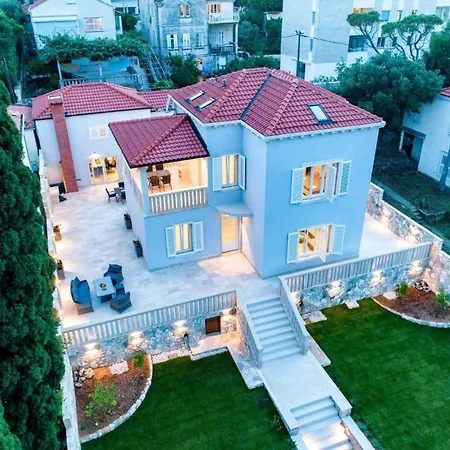 New! In Villa Dubrovnik